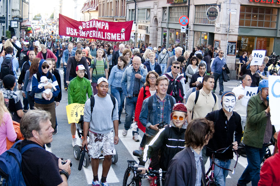 2000 deltog i demonstrationståget i Stockholm.