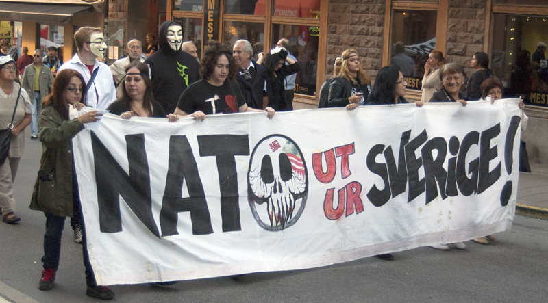 Natomotstånd på demonstrationen i Stockholm.